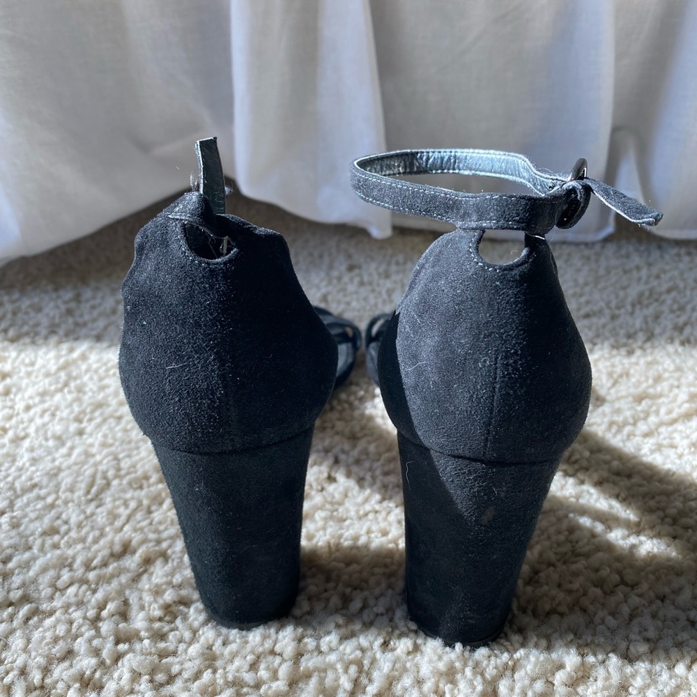 Stuart Weitzman Size 8 Black Suede NearlyNude Heels - Picture 3 of 4